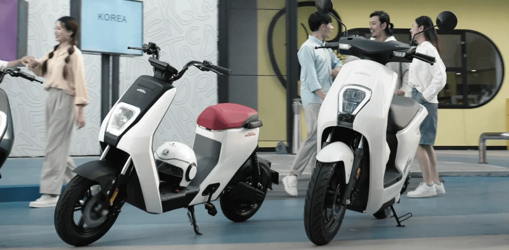 le scooter électrique à pédales de Honda